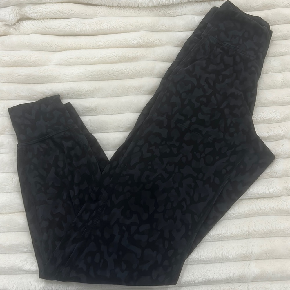 lululemon joggers
